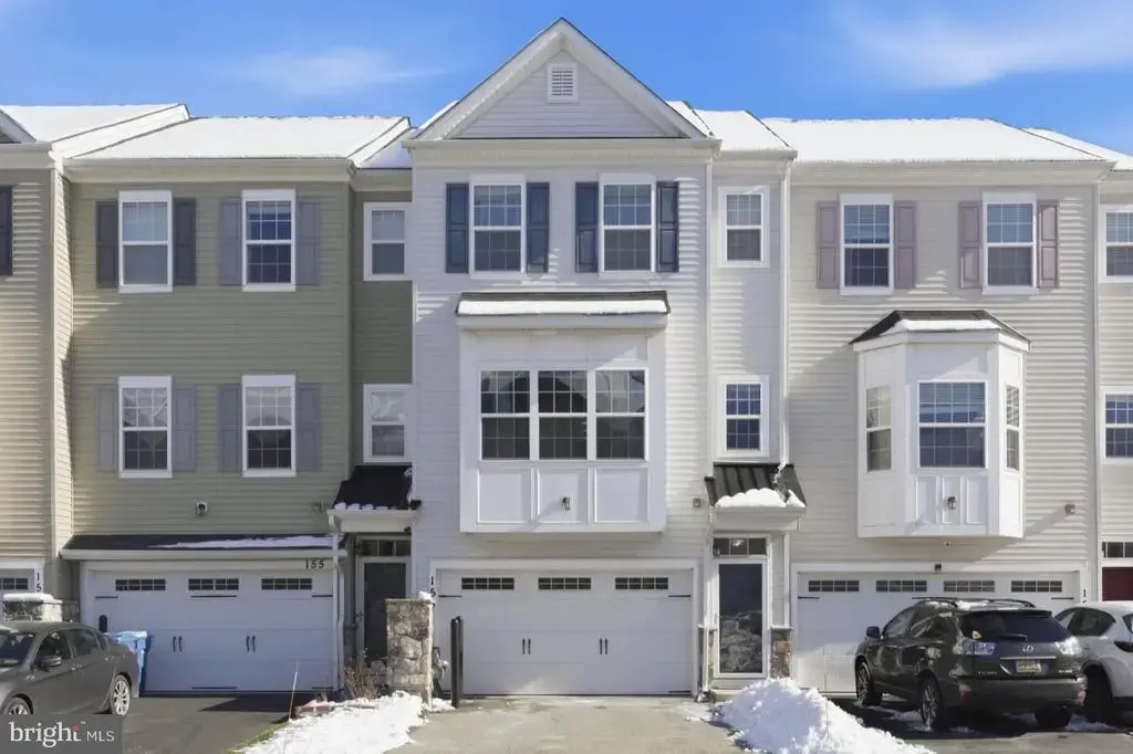 153 Mercer Ct, FAIRLESS HILLS