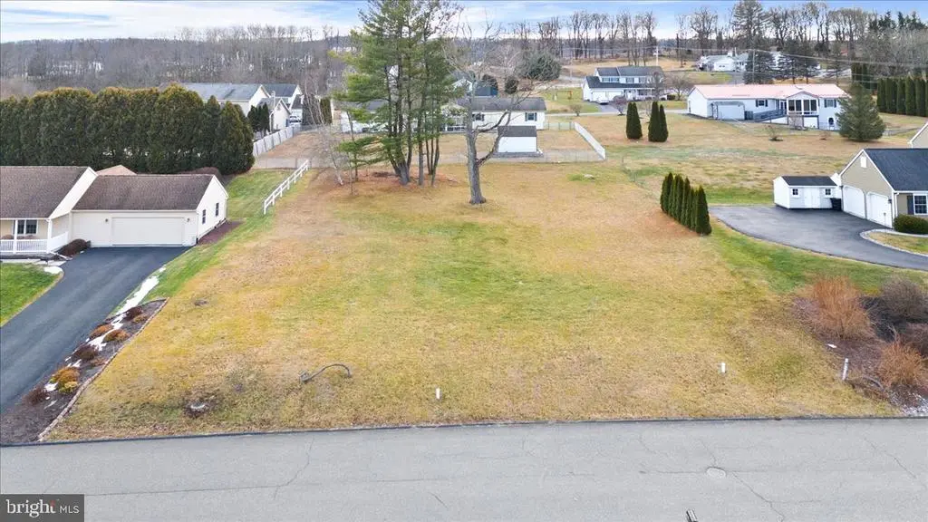 502 Parkmeadow Dr, POTTSVILLE