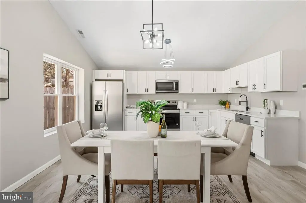 3151 Ebbtide Dr, Edgewood