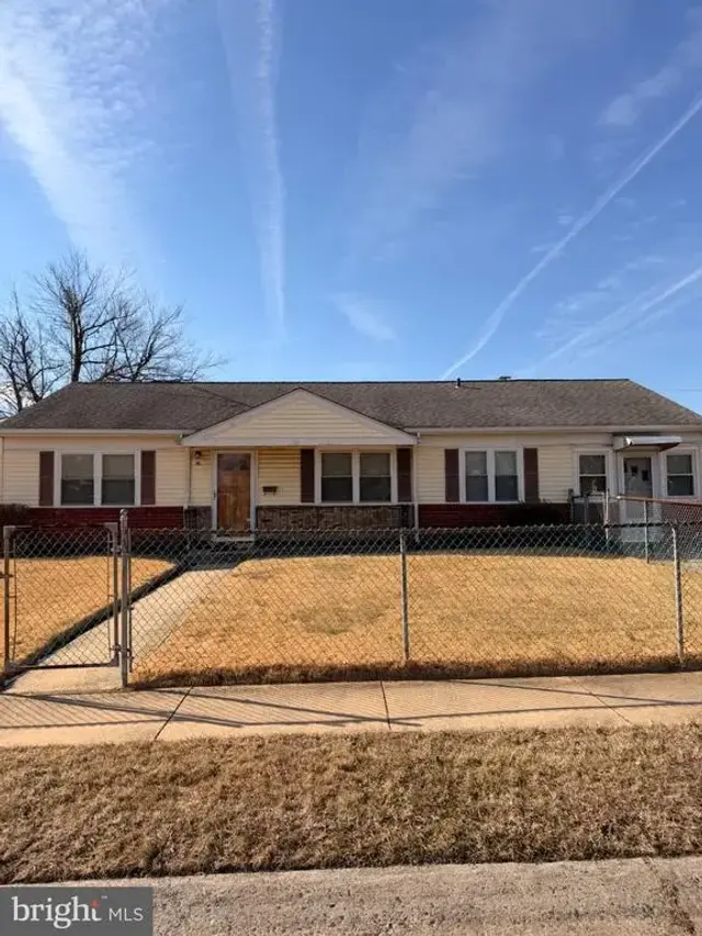 56 Chesterfield Dr, New Castle