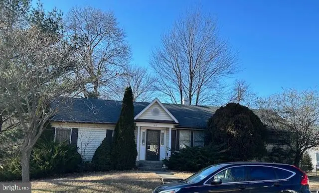 1613 Burris Rd, Rockville