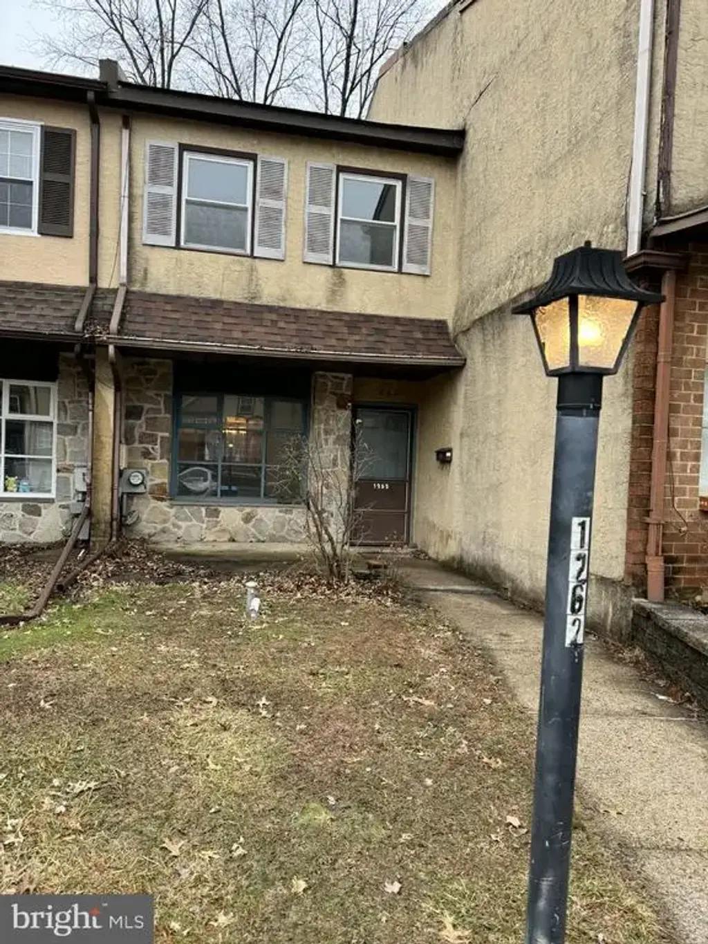 1262 Lisa Dr, WARRINGTON