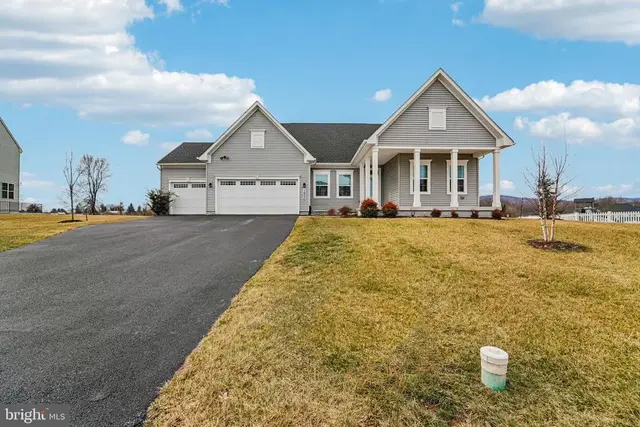 1423 Ramblewood Dr, Emmitsburg
