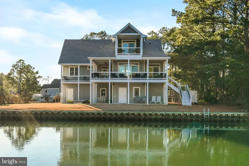 5403 Pearl Dr, Chincoteague Island