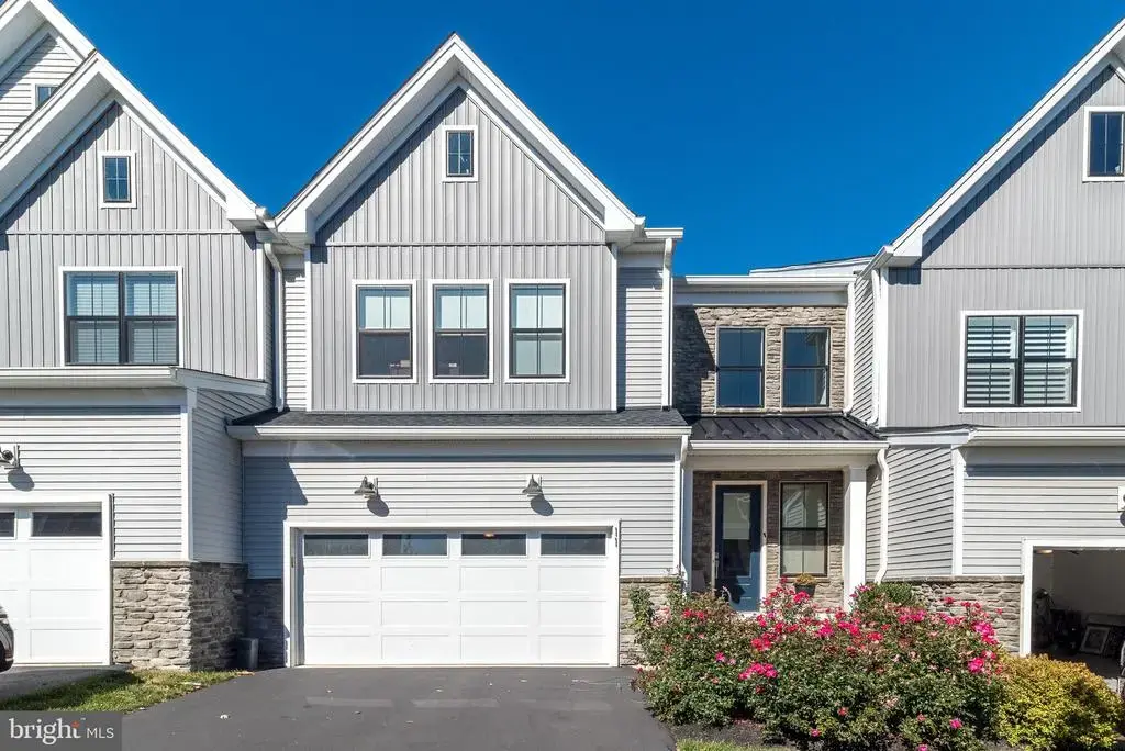 11 Tradesville Dr, DOYLESTOWN