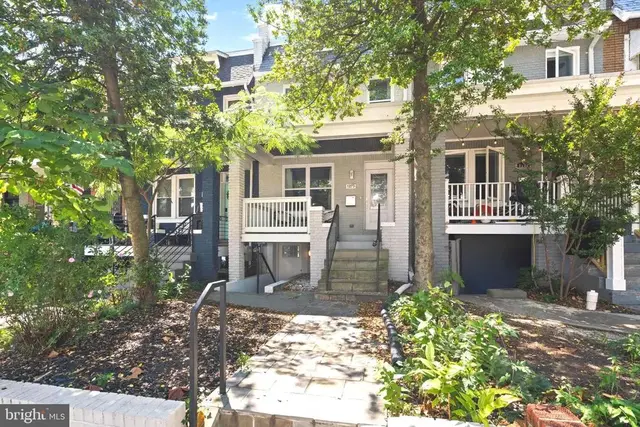 1273 Oates St Ne, Washington
