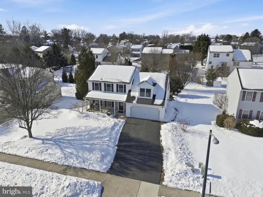 320 N New St, LITITZ