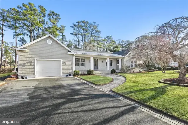 52 W West Side Dr, Rehoboth Beach