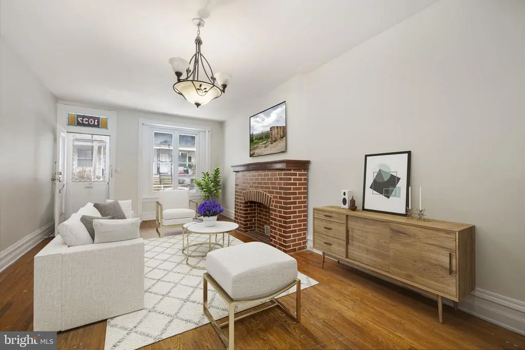 1037 Madison Ave, READING