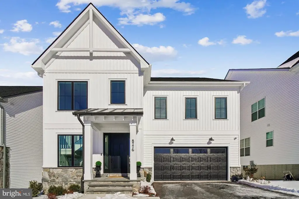 8776 Walnut Bottom Ln, Frederick