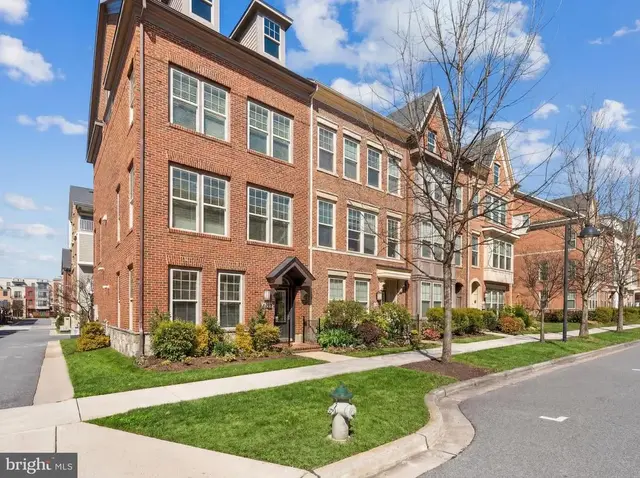 241 Goodall St, Gaithersburg