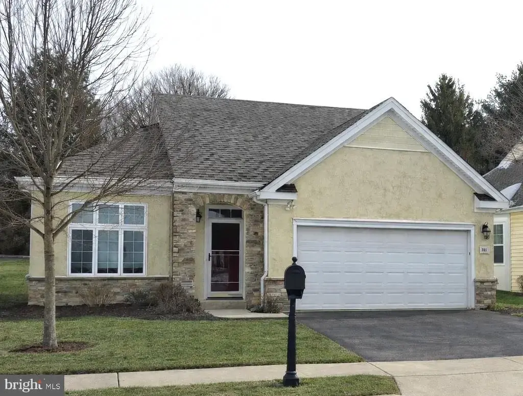 841 Nathaniel Trl, WARWICK