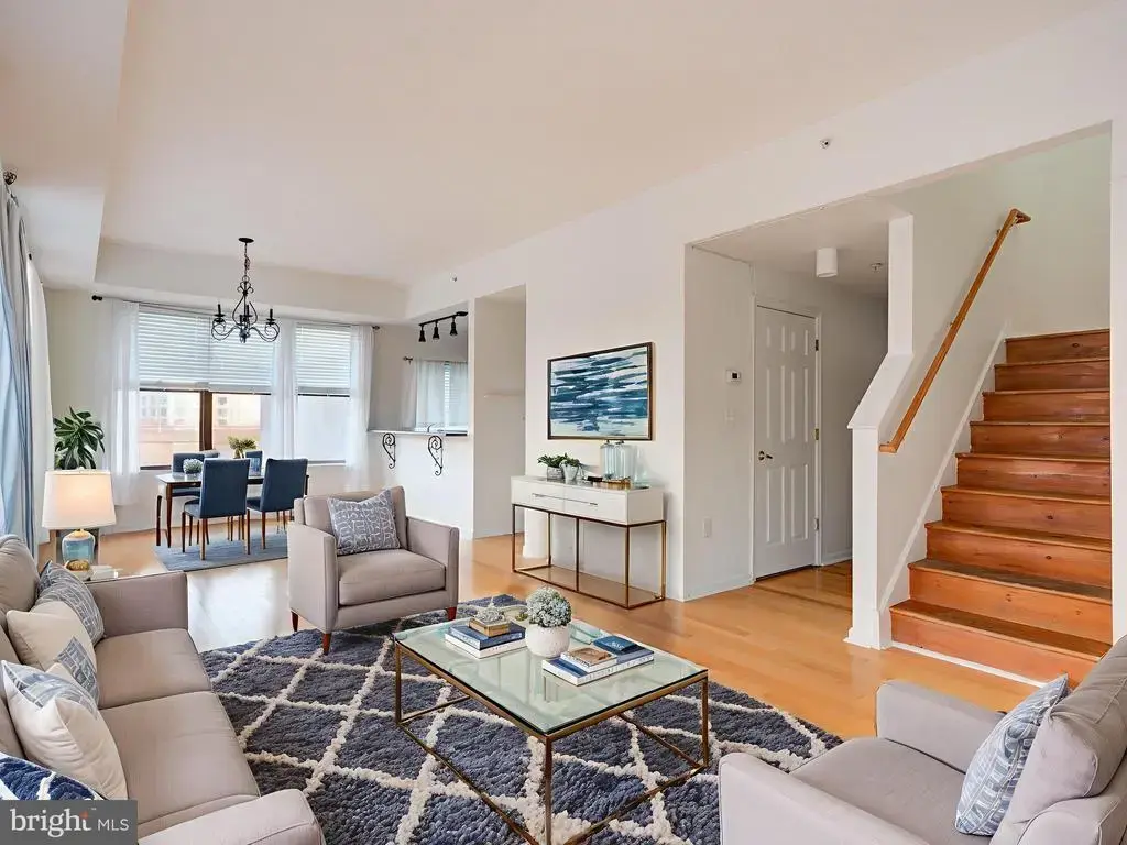 837 N 2nd St #310, PHILADELPHIA