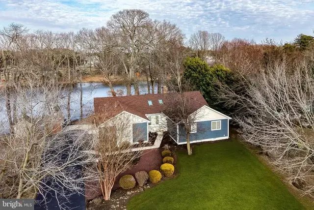 30207 E Mill Run, Milton