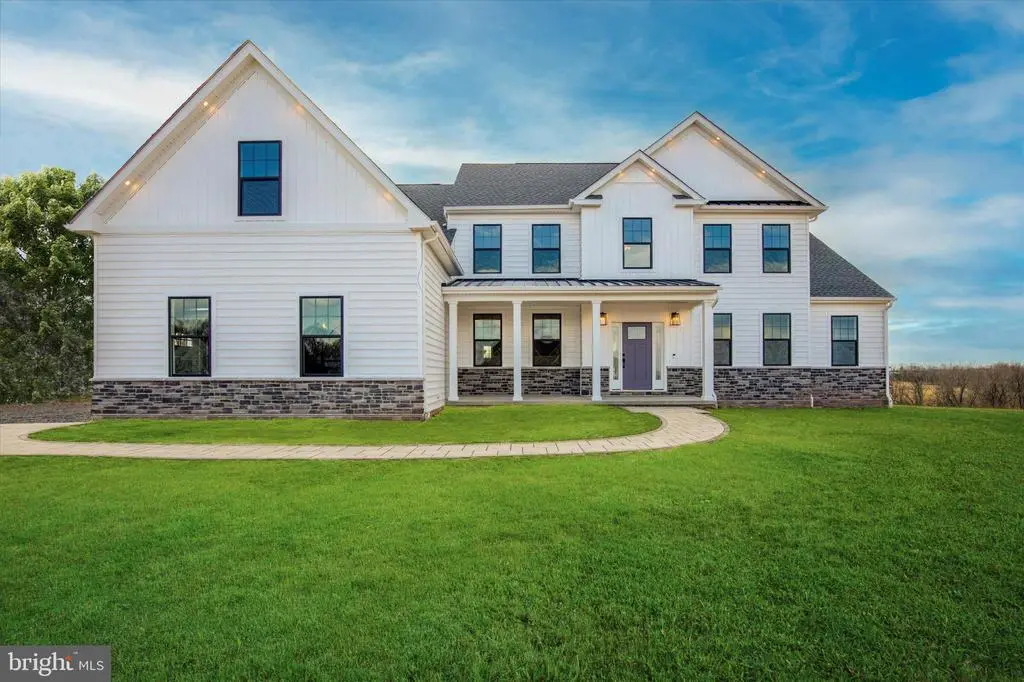 Photo of Listing #PABU2112962