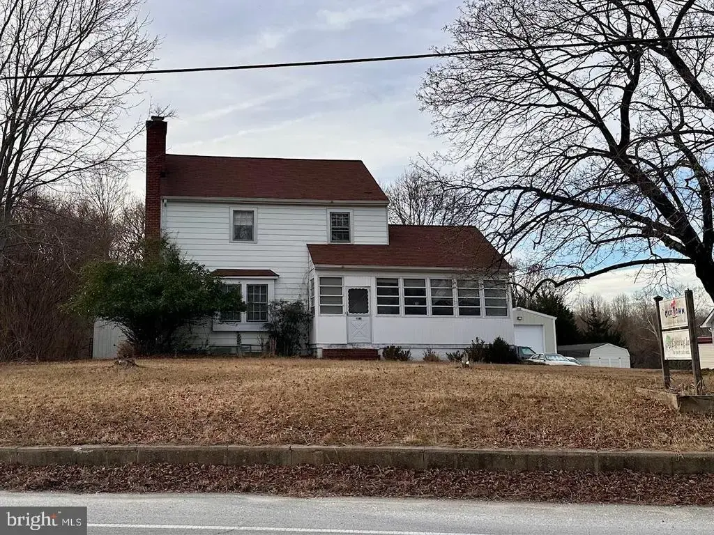 4180 Old Town Rd, HUNTINGTOWN