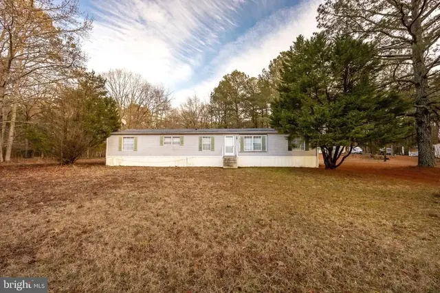 22147 Royal Oak Rd, Quantico