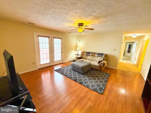 1292 Ox Rd #f-9, Woodstock