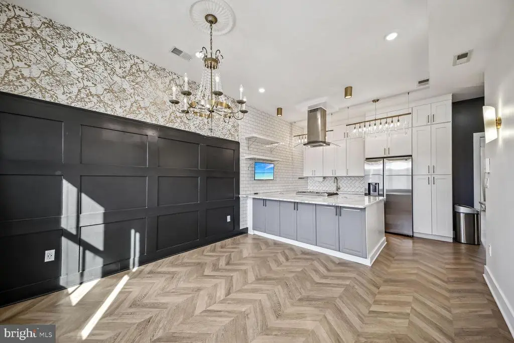 2012 D St Ne #3, WASHINGTON