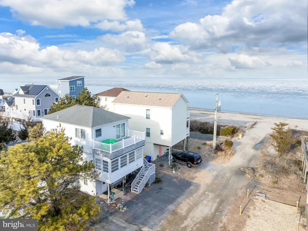 8 Virginia Ave, Milton