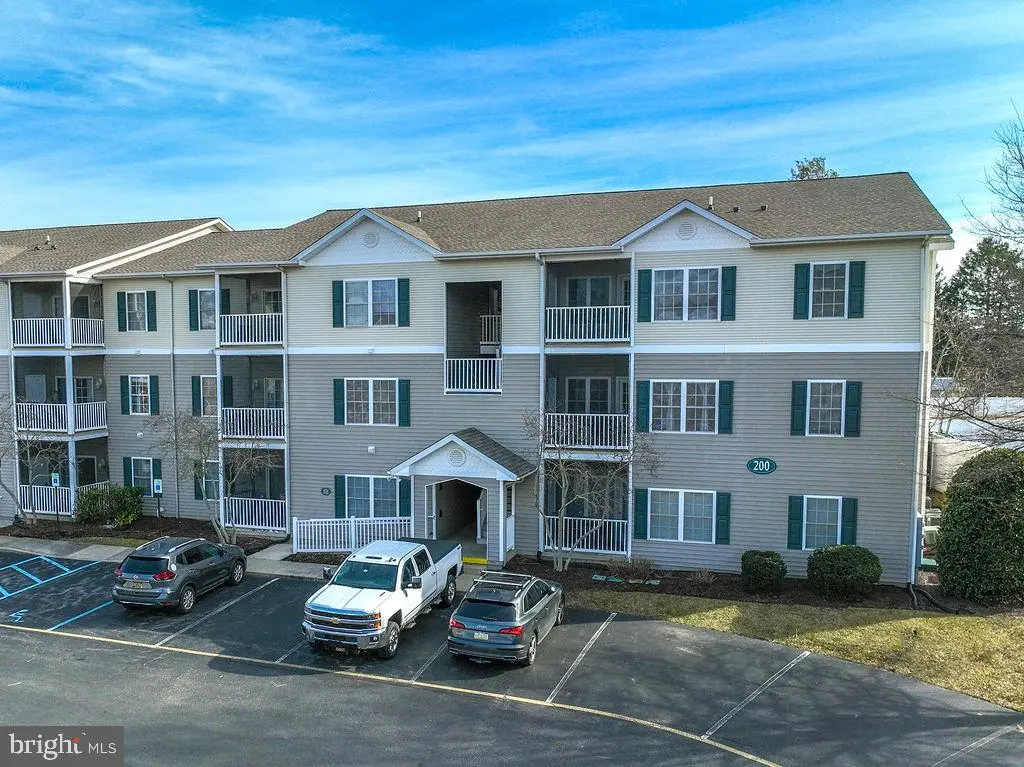 200 Pebble Dr #207, REHOBOTH BEACH