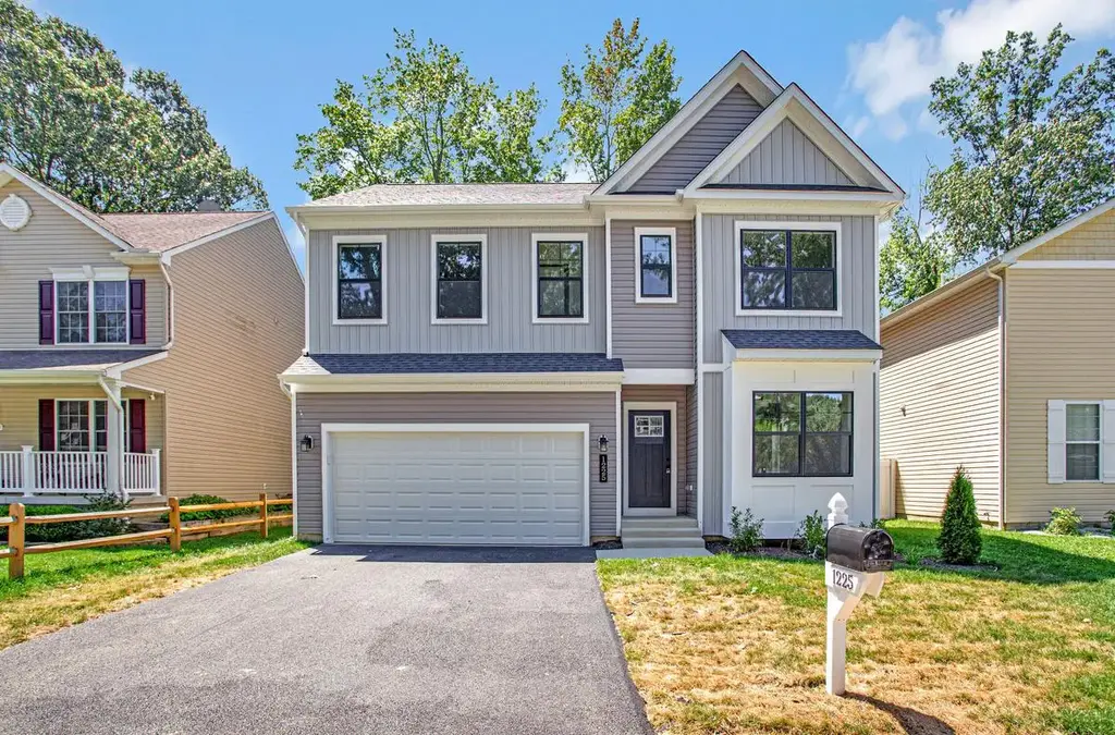 1225 Juniper St, SHADY SIDE