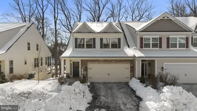 9756 Knowledge Dr, Laurel