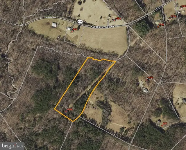 1064 Hunters Lodge Rd, Troy