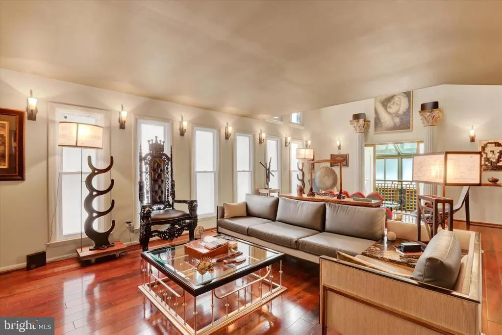 Photo of Listing #PABU2113058