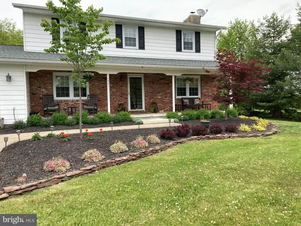 1501 Keystone Dr, HATFIELD