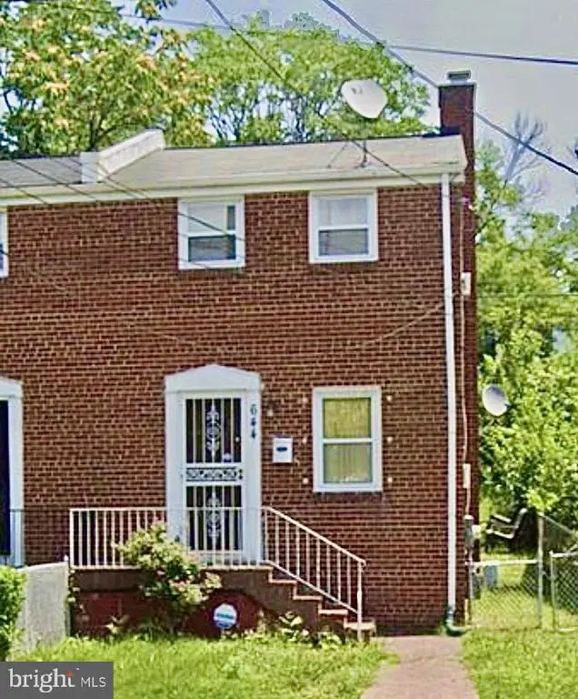 644 Burns St Se, WASHINGTON