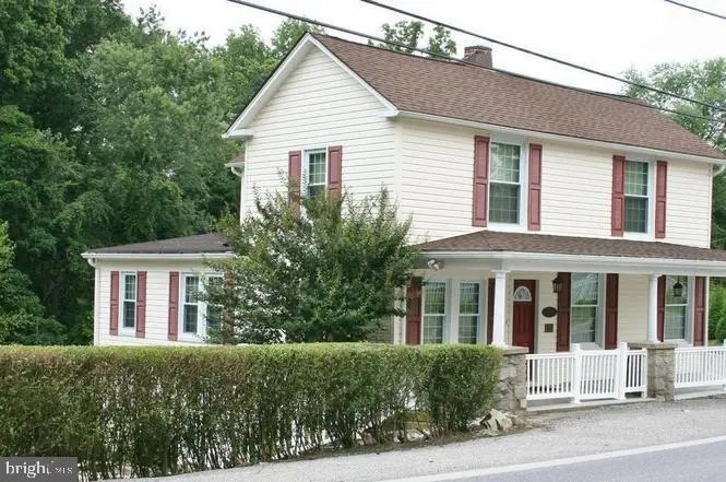 10529 Old Court Rd, Woodstock