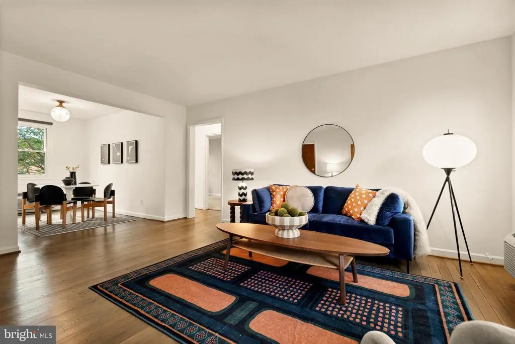 4818 Chevy Chase Dr #303, CHEVY CHASE