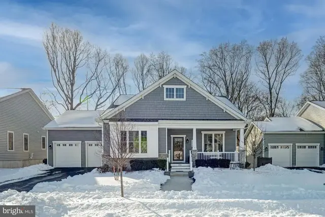 234 Baldy Ln, Middletown
