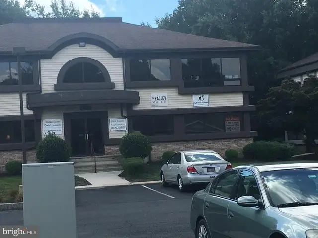 838 Walker Rd, Dover