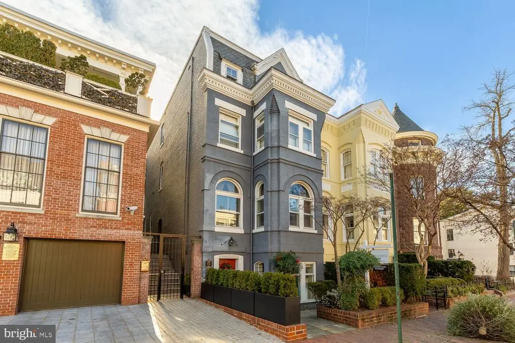 3252 N St Nw, WASHINGTON