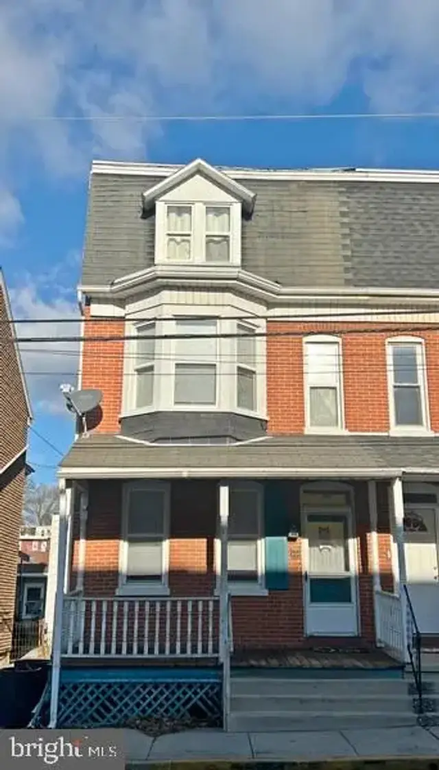 1157 E King St #1st Floor, York