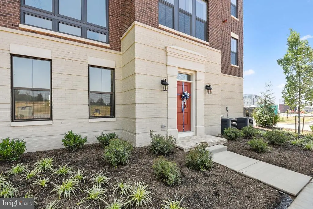 516 Harborview Dr, OXON HILL