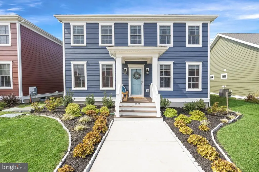 1909 Gladys St, MIDDLETOWN