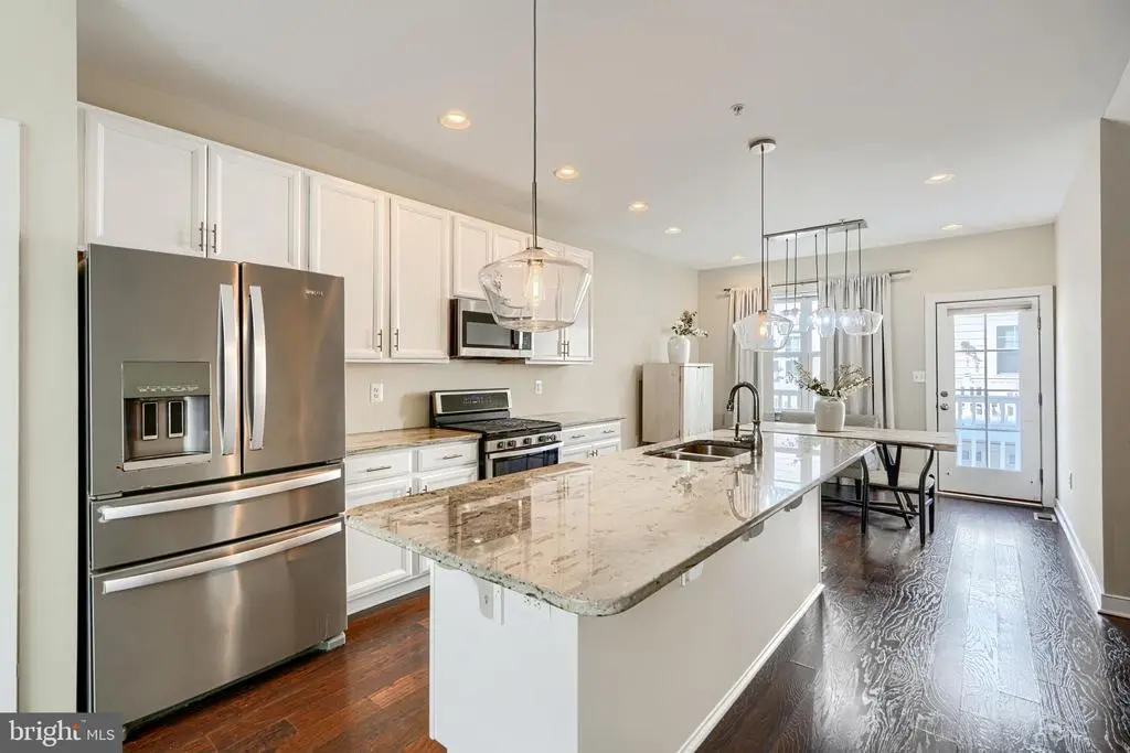 305 Davage Ln, Towson