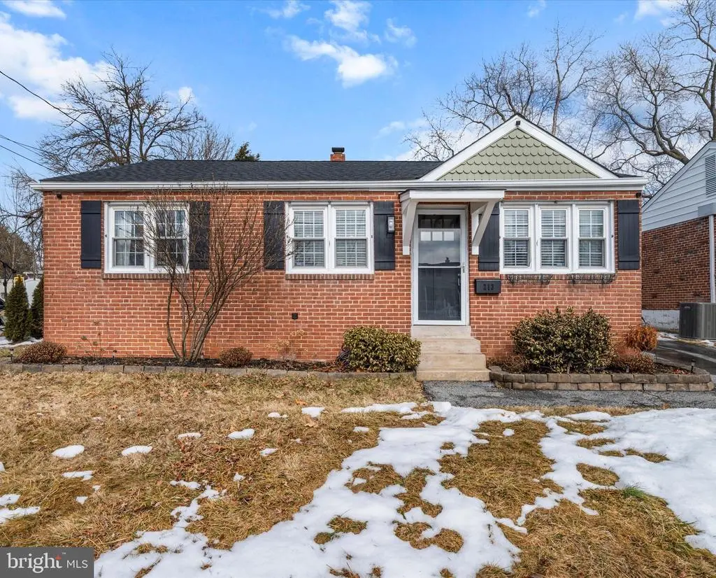 213 Taylor Rd, Wilmington