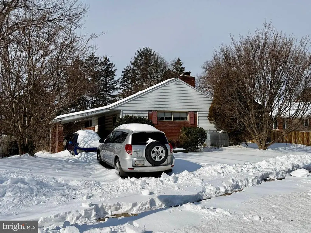 7404 Knollwood Rd, Baltimore