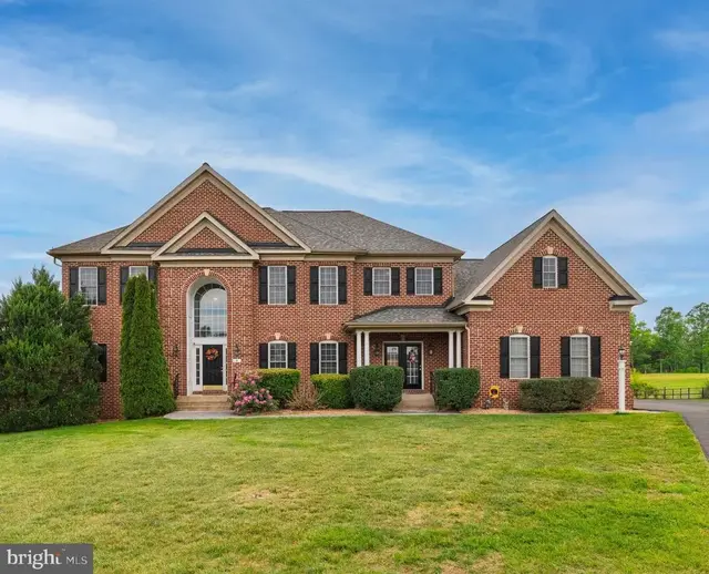 4 Jackson Pl, Middletown