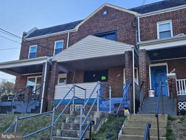 3987 Blaine St Ne, Washington