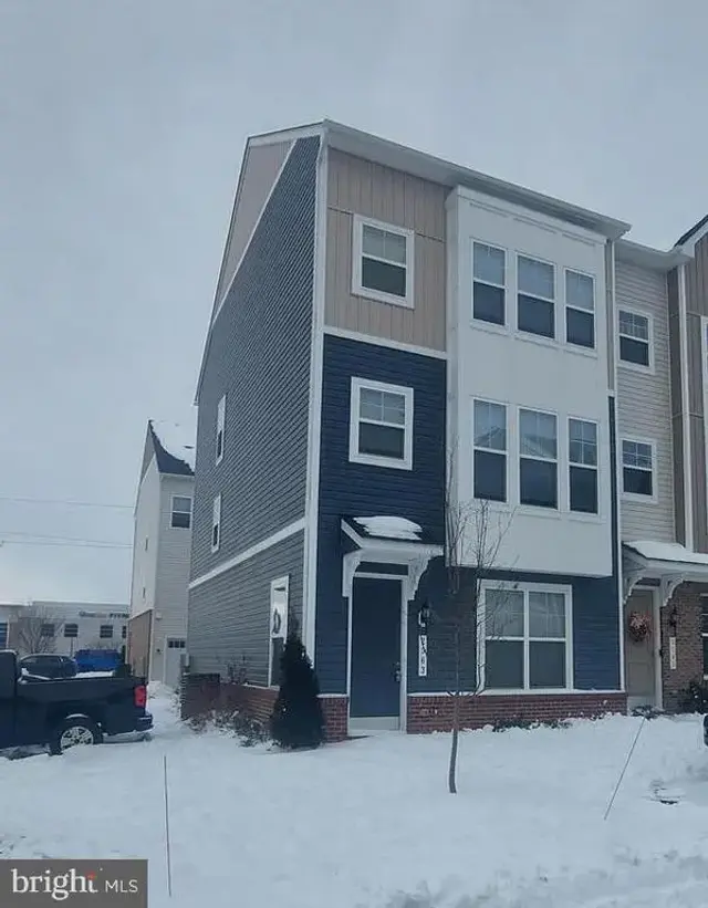 2563 Hopton Lane, Frederick