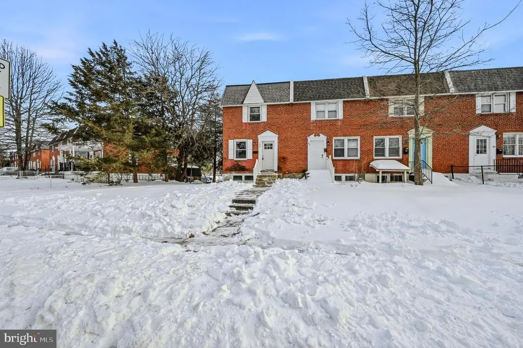 180 Madison Dr, NEWARK