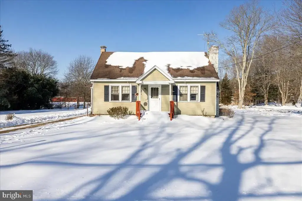 4526 Lower Mountain Rd, NEW HOPE