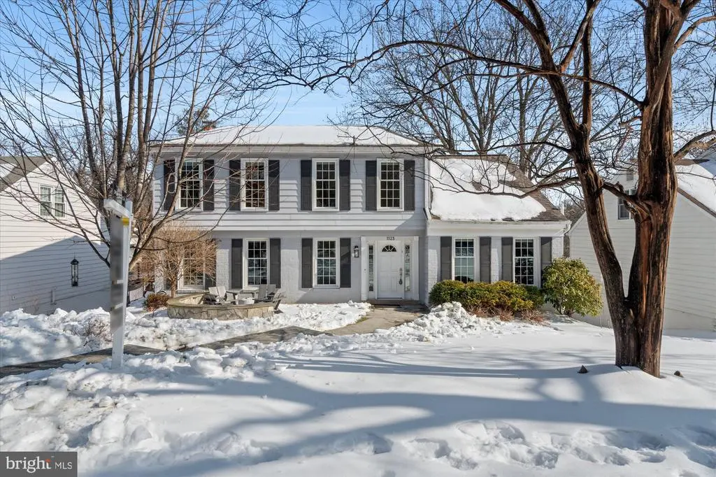 1123 Bayliss Dr, ALEXANDRIA