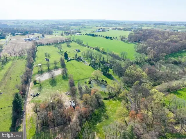 196 Hideaway Dr, Quarryville