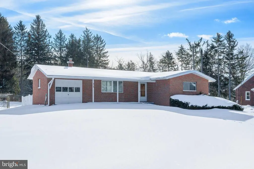 213 S Main St, ACCIDENT